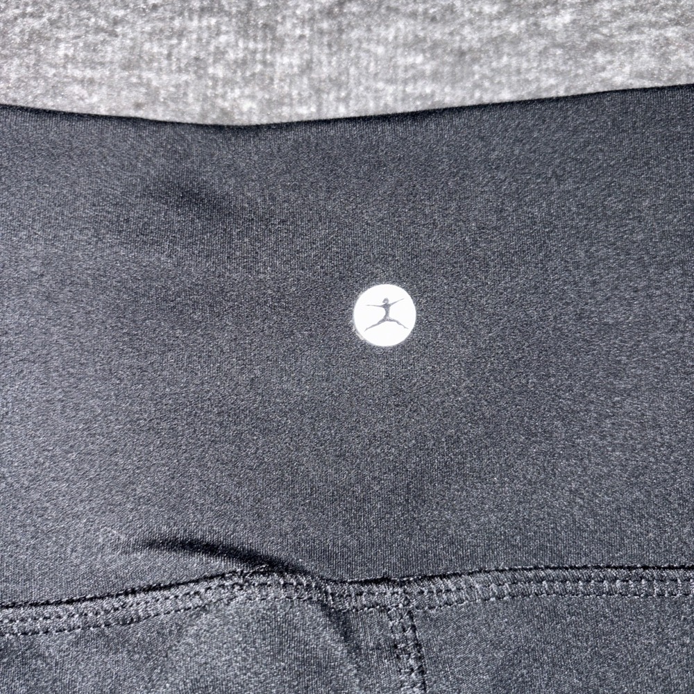 Danskin Womens Bike Shorts Black Size Large High Rise Athleisure - Picture 9 of 10